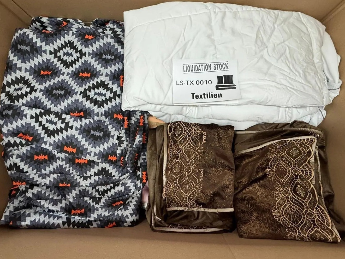 Bedding Accessories, Blankets and more